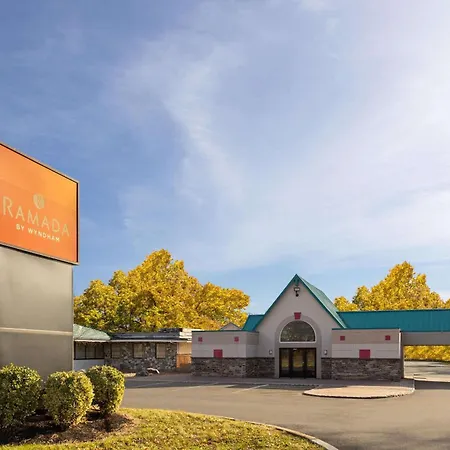 Ramada By Wyndham Parsippany-2