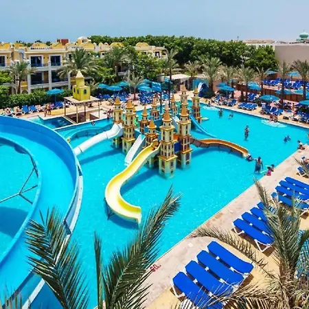 Hostgool Beach Chalets Mirage Bay Resort & Aqua Park-2