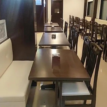 Hotel Tu Casa International Near Delhi Airport-3