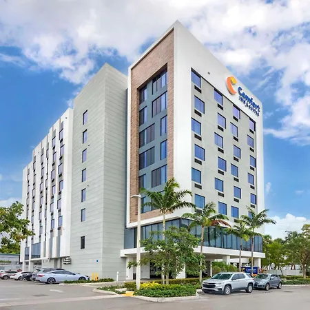 Comfort Inn & Suites Miami International Airport-3