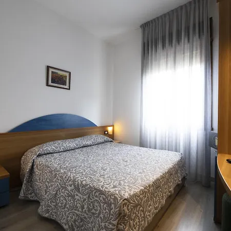 Hotel Vienna-2