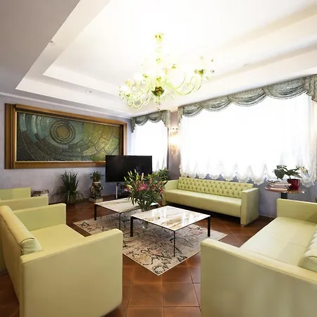 Hotel Vienna-3
