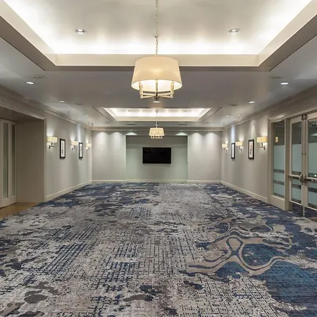 Renaissance Chicago Downtown Hotel-3