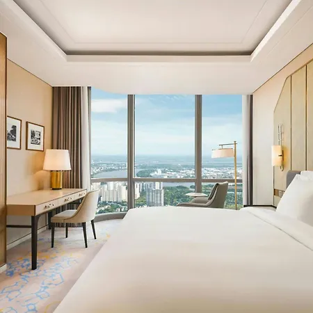 Vinpearl Landmark 81, Autograph Collection-2