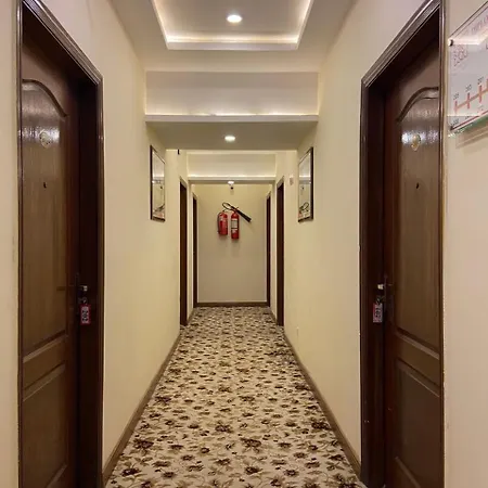 Diplomat Hotel-3