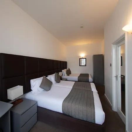 Duke Of Leinster Hotel-2