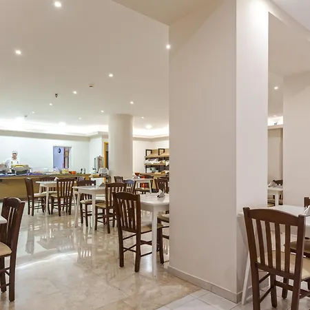 Hotel Africa-2