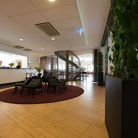 Sky Hotel Malmoe City-3