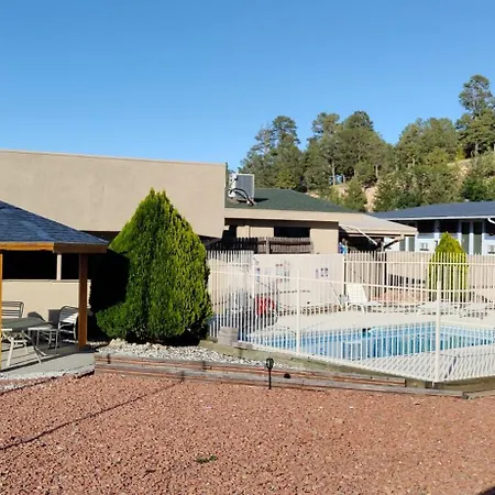 Travelodge By Wyndham Ruidoso-2