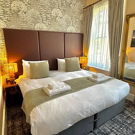 The Red Cow - Guest House-3