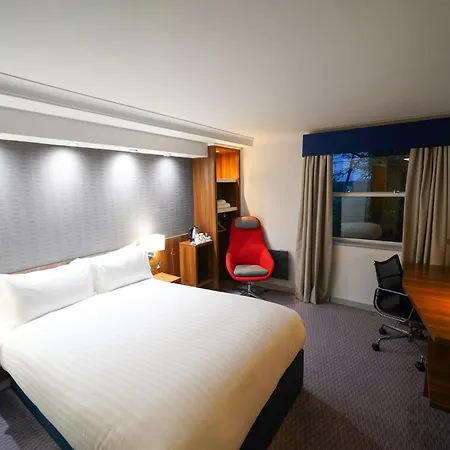 Holiday Inn Express Leeds-East By Ihg-2