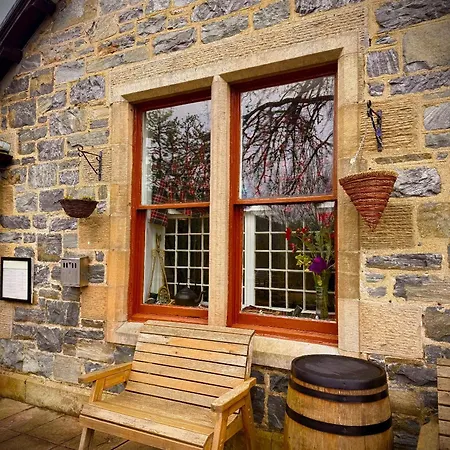 Loch Ness Lodge Hotel-2