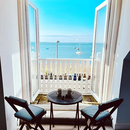 The Beaches Guest House-2