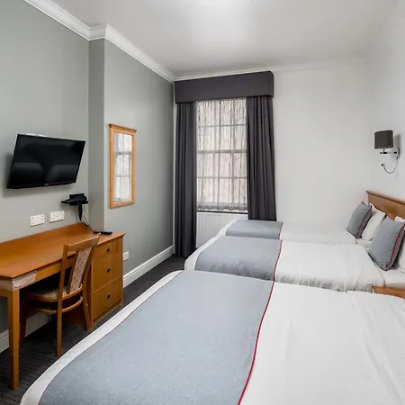 Oyo Townhouse New England, London Victoria-2