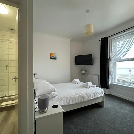 The Royal Clarence Hotel (Adults Only)-3