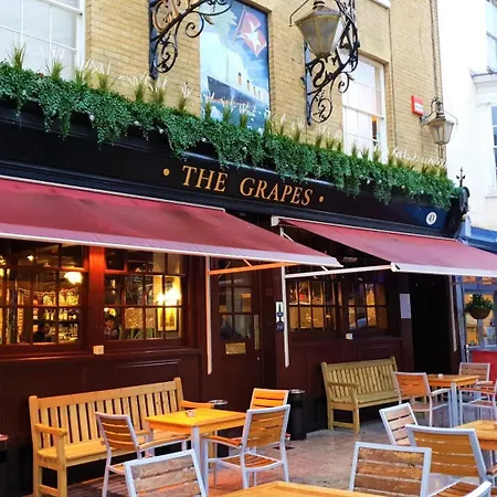 The Grapes-3