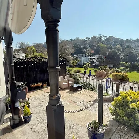 Tusker Lodge (Adults Only)-3