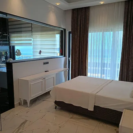 Elite Luxury Suite & Spa-3