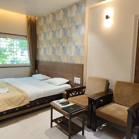 Hotel Shreyas-3