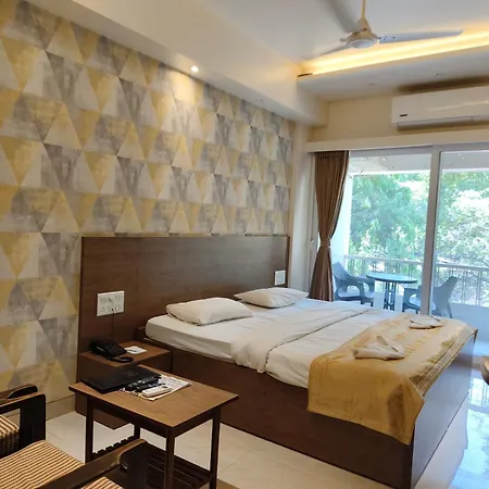 Hotel Shreyas-2
