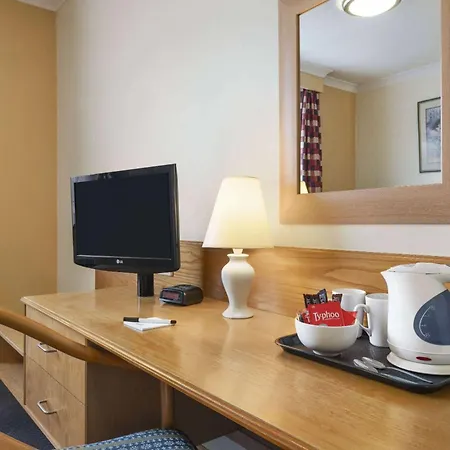 Days Inn Watford Gap-3