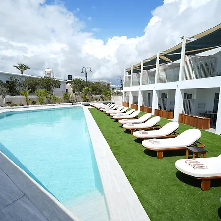 Blue Harbour Boutique-2