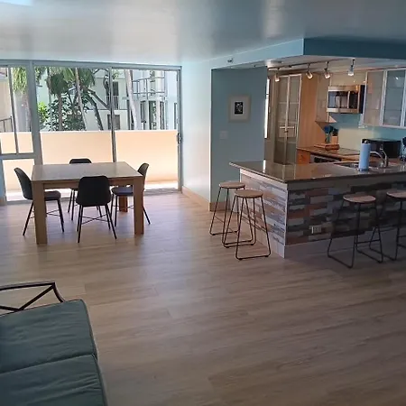 Diamond Head Beach Hotel-3