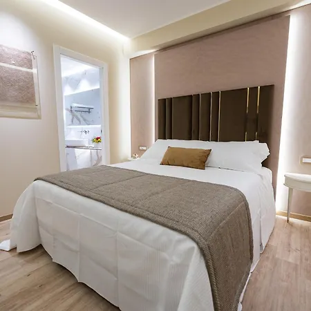Hotel Montreal-3