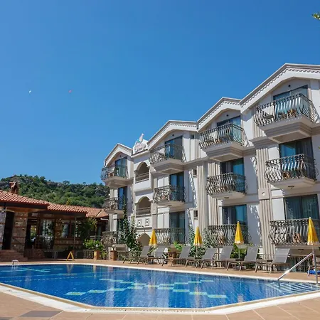 Magic Tulip Beach Hotel-2