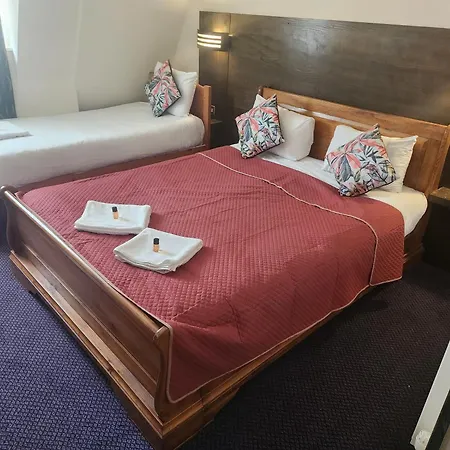 The Queensberry Hotel-2