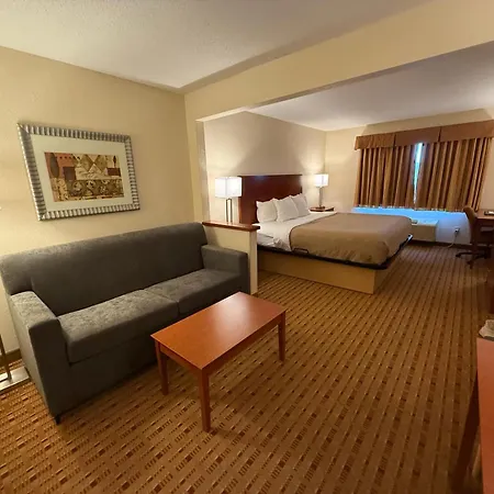 Quality Inn & Suites Eau Claire University Area-3