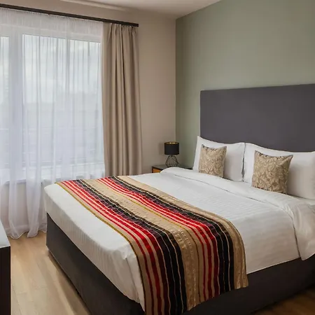 Escala Hotel & Suites-3