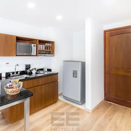 Leblon Suites Hotel Milla De Oro-2