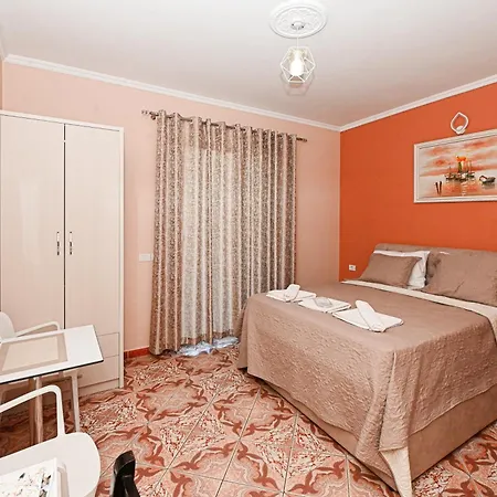 Hotel Fama-3