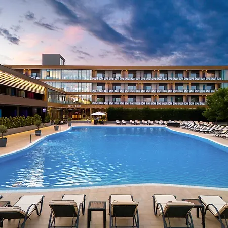 Sky Blue Hotel & Spa-2