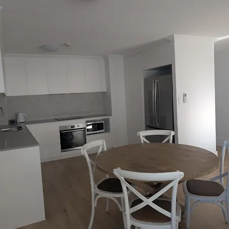 Pacific Surf Absolute Beachfront Apartments-3