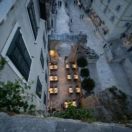 Hotel Peristil-3