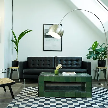 Design & Budget Hotel Wien Schoenbrunn-2