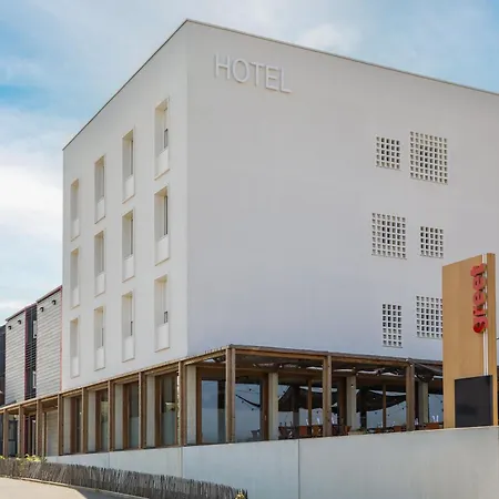 Greet Hotel Limoges Nord-2