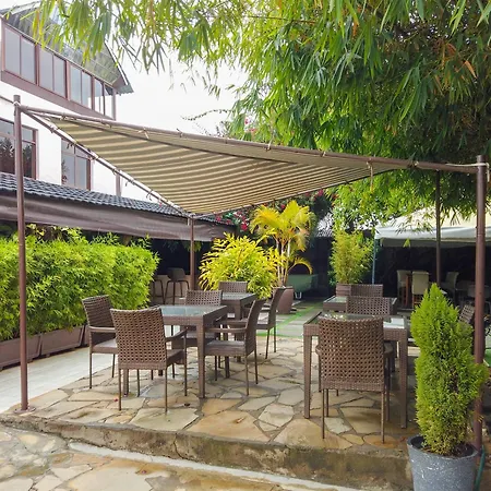 67 Airport Hotel Nairobi-3