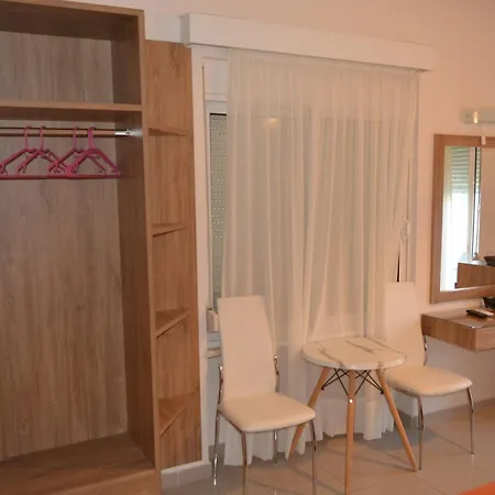 Hotel Lefka Ori - City Rooms-3