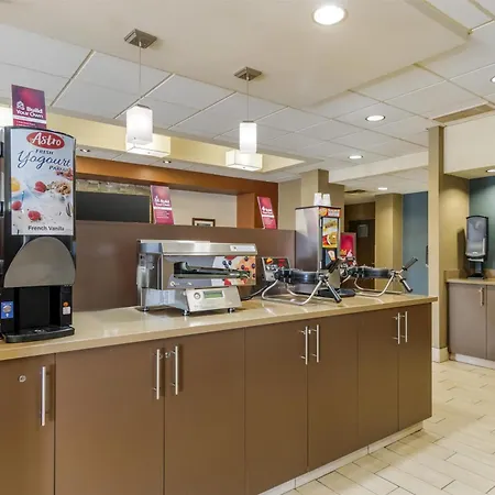 Best Western Plus Winnipeg West-2
