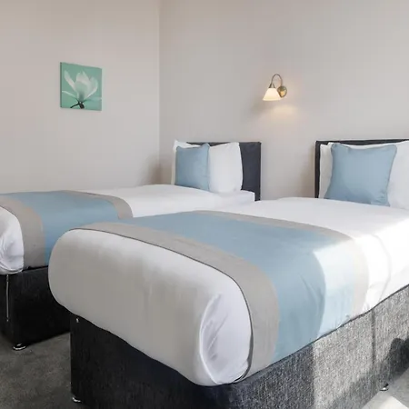 The Cumberland Hotel-2