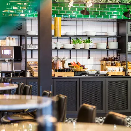 Ibis Styles Amsterdam Airport-3