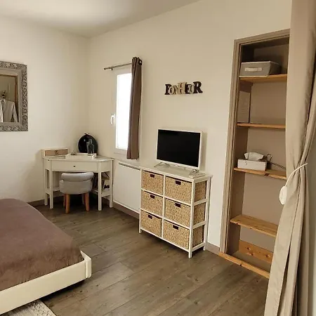 15' Cité de Carcassonne, chambre au calme, petit-déjeuner et jacuzzi en supplément-3