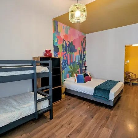 Hôtel Des Arts, Artisanal et Indépendant-2