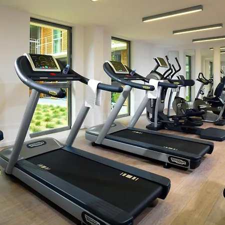 Courtyard By Marriott Montpellier-2