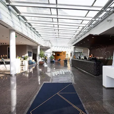 Clarion Hotel Bergen Airport-2