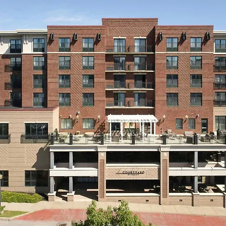 Courtyard By Marriott Saratoga Springs-2