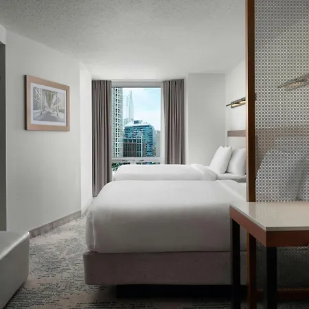 Springhill Suites Chicago Downtown/River North-3